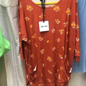 NWT Agnes & Dora Tunic